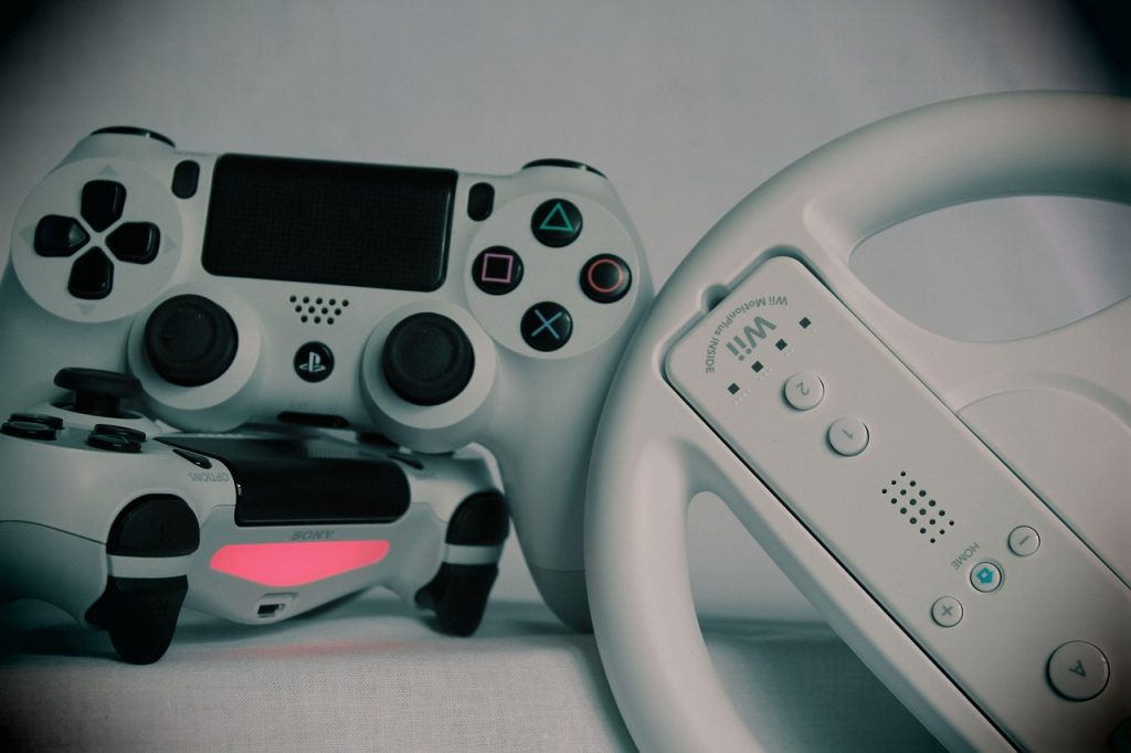 playstation and wii controllers